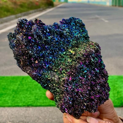 1.27LB Colorful Carborundum Stones Specimen Silicon Carbide Crystal Collectible - Image 1 of 4