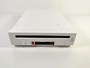 Nintendo Wii Console Only White RVL-001 for Parts or Repair Only - Picture 1 of 5