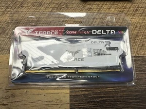 TeamGroup T-Force NIGHT HAWK RGB 8GB DDR4-3000 - Picture 1 of 1