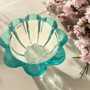 Aqua Green Scalloped Art Glass Vase Bowl Home Decor (S601) - Picture 1 of 6