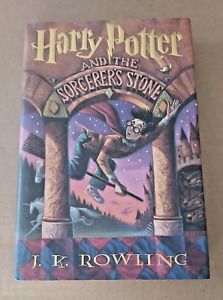 J. K. Rowling HARRY POTTER AND THE SORCERER'S STONE  1st Edition