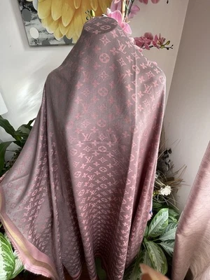 Louis Vuitton Monogram Classic Wrap Shawl. - Image 1 of 4