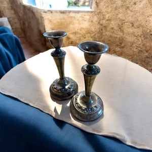 A Pair Of Vintage Silver Plated Candlestick Holders From England - Bild 1 von 5