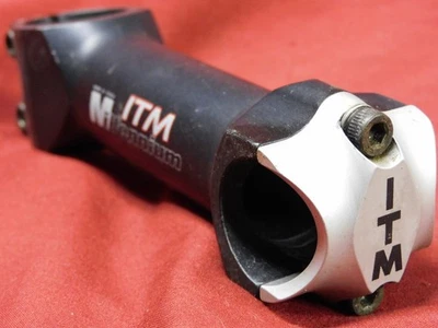 VGC 11 cm Threadless Black ITM Millenium Stem 1" x 110 mm x 26.0 mm 133 grams - Image 1 of 4