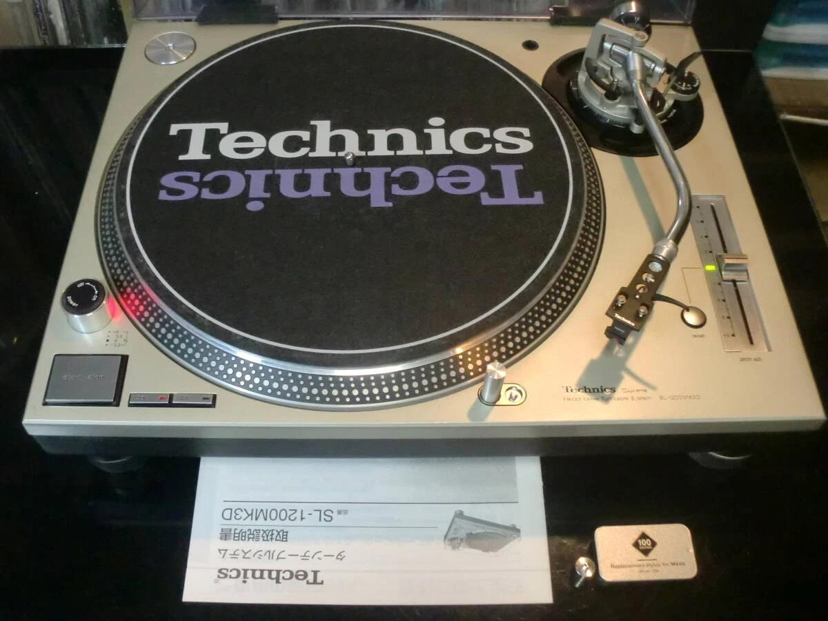 【※Night Fox】Technics SL-1200MK3D SL-1200MK3D Technics Turntable DJ Silver Direct Player Japan