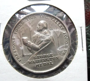 GEORGE WASINGTON BOY SCOUT MEDAL  1952 - Picture 1 of 3