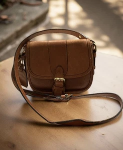 Liz Claiborne leather co Vintage Leather Small Crossbody Brown - Picture 1 of 13