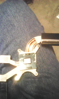 CPU Intel Core 2 Duo T5550 SLA4E 1.83GHz / 2M / 677MHz w/ heatsink - Image 1 of 4