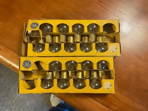 General Electric Vintage Auto Lamps 6 Volt No. 87 (17 Total Bulbs) - Imagen 1 de 8