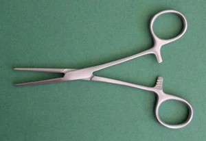 Arterienklemme Mosquito-Klemme OP-Klemme gerade 14 cm - Bild 1 von 4