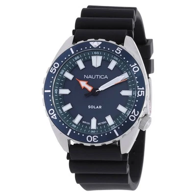 Reloj para hombre Nautica vintage con esfera verde alimentado por energía solar NAPNVF403 Foto 1 de 3