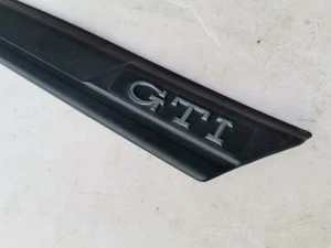 VW Golf MK3 GTI listelli laterali posteriori/sinistri 4/5 giri ABF 16 V - Foto 1 di 4
