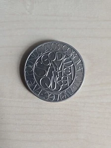 God Save The Queen 2003 Coronation Jubilee £5 Coin BARGAIN FACE VALUE PLUS POST - Picture 1 of 2
