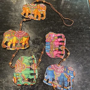 "Lote al por mayor de 4 piezas de elefante pintado colgante con cuentas campanas: 65"" L" - Imagen 1 de 6