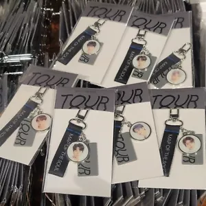 BTS MAP OF THE SOUL TOUR OFFICIAL KEYRING MOS Official - Picture 1 of 23