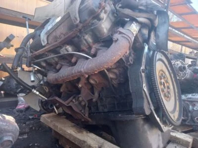 二手发动机 完整总成 适合:2003 年 福特 F250SD 拾货 6.0L VIN P 第 8 位 — 第 1/4 张图片