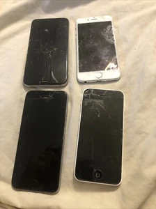 Lot de 4 iPhones Apple en l'état à réparer pour pièces - iPhone 5C, 6,6 s plus, XS - Photo 1 sur 10