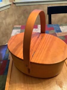 Vintage Oval wooden sewing basket with swinghandle cherry oak finish