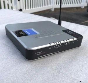 Linksys WRTU54G-TM 54 Mbps 4-Port 10/100 Wireless G Router (WRTU54G-TM ) - Picture 1 of 6