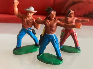 3 DDR Spielfiguren Cowboy Fallensteller H. Hurry und Indianer A. Röder Linsanto - Bild 1 von 6
