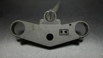 Yugo de horquilla de dirección superior superior Kawasaki ZX6RJ ZX636 ZX-6R Ninja 2000-2002  Foto 1 de 4