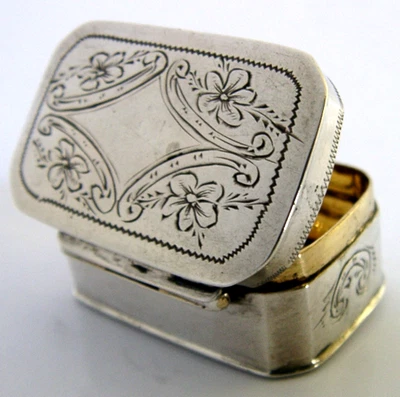 ANTIQUE 19th CENTURY STERLING SILVER SNUFF BOX c1800 GERMAN BELGIAN ? - Image 1 of 4