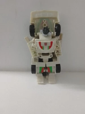 Transformers Generations Combiner Wars Deluxe Class Wheeljack Action Figure... - Image 1 of 4