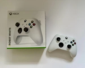 Official Xbox Series X & S Wireless Controller - Robot White - BOXED - Picture 1 of 2
