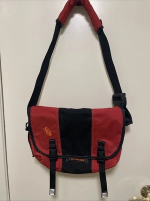 Timbuk2 Classic Messenger Travel Shoulder Crossbody Unisex Bag Red Black - Image 1 of 4