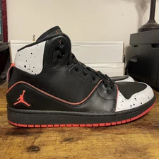 Jordan Nike Air 555798-024 Size 10 Black White Red Basketball Shoes Air Jordan