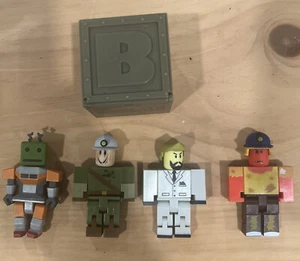 Roblox Figuren Konvolut 4 Figuren & Zubehör mit einem Block - Bild 1 von 4