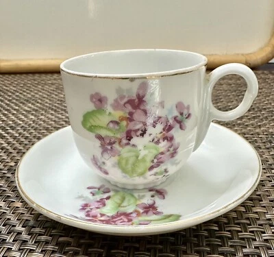 ANTIGUA TAZA DE TÉ Y PLATILLO 1920 FLORES PINTADAS A MANO HECHAS EN JAPÓN OCUPADO Foto 1 de 4