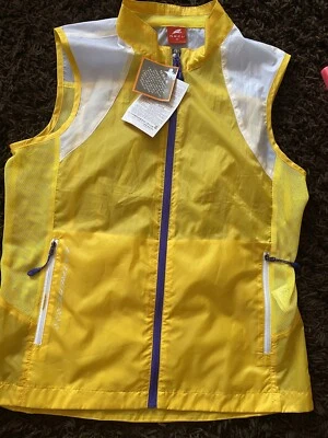 NWT.  NACU ..STREETWEAR  EXTREME YELLOW/WHITE VEST.  KOREAN SIZE 95, US MEDIUM - Image 1 of 4