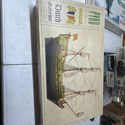 Kit modelo Pyro 1967 barco Gouda holandés MAN-O-WAR B212-400 sin montar completo Foto 1 de 4