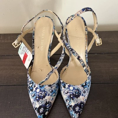 Tacones para mujer Ivanka Trump azul flor suela de cuero  Foto 1 de 4