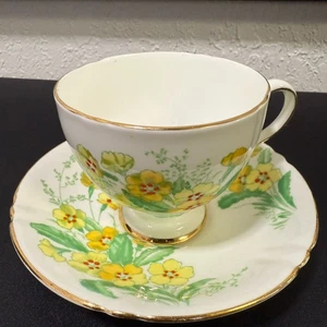 Vecchio set tazze da tè e piattini Royal Bone China vintage Inghilterra - Foto 1 di 8