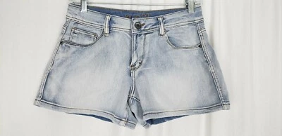 Shorts jeans feminino Rue 21 lavagem leve júnior tamanho 3/4 8-16 - Imagem 1 de 4