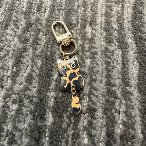 Enamel Cat Bag Charm Dangle Tail Orange Black Kitten Clip On Charm Cat Lady Gift - Picture 1 of 5