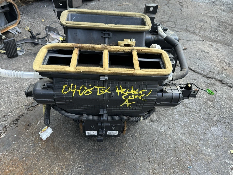 2004 - 2008 年 ACURA TSX 原始设备制造商加热器核心单元变频器 — 第 1/4 张图片