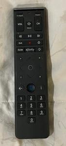 Mando a distancia universal por voz Xfinity XR15 v2-RQ para TV y cajas de cable - Imagen 1 de 2