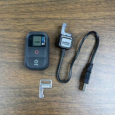 Original OEM GoPro Wifi Remote Hero 8 7 6 5 4 3+ 3 w Cable de Carga USB ARMTE-001 Foto 1 de 4