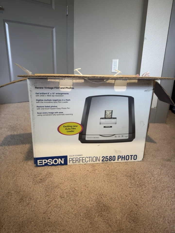 Epson Perfection 2580 Photo Flatbed Scanner, Brand New In Box Unopened! - Image 1 of 2
