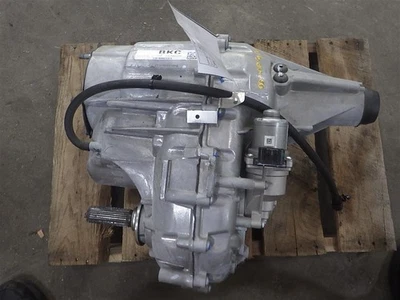 Estuche de transferencia Yukon XL 1500 2024 1713987 Foto 1 de 4