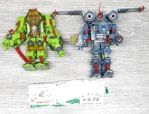 Exo-Squad Vintage 90s Action Figure Lot JT Marsh Radar Alex DeLeon Stickers Cover