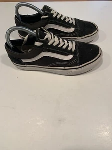 Vans Old Skool Black and White Size 5 - Picture 1 of 4