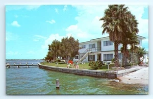 Vintage FL Postcard Clover Motel Treasure Island Florida Near St. Pete Beach - Picture 1 of 2