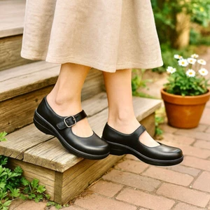 Zueco Sanita Mule marrón cuero cordobés para mujer 10 - Imagen 1 de 10