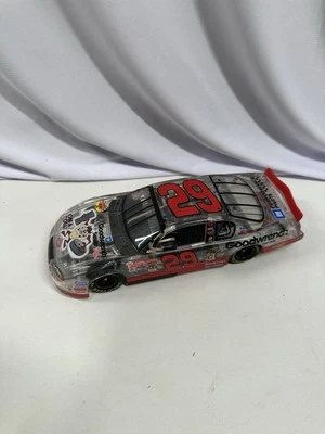 Kevin Harvick #29 GM Goodwrench Service Plus Looney Tunes TAZ 2001 TRANSPARENTE Nascar Foto 1 de 3