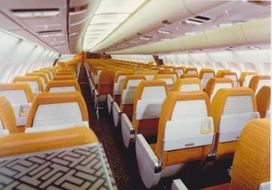 Vintage Luftfahrt Fluggesellschaft Foto Innenraum Sitzlehnen Airbus A300 8x11,5 Bild - Bild 1 von 1