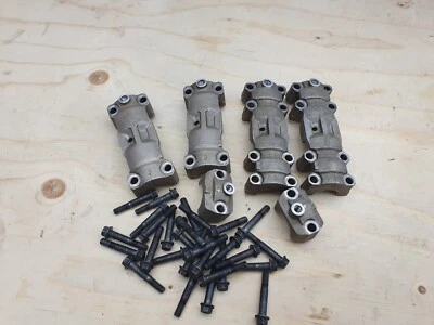 YAMAHA YZF - R1 YZF-R1 5VY 04-06 MOTOR IZQUIERDO ÁRBOL DE LEVAS LEVAS EJE TAPAS DE RETENCIÓN Foto 1 de 4